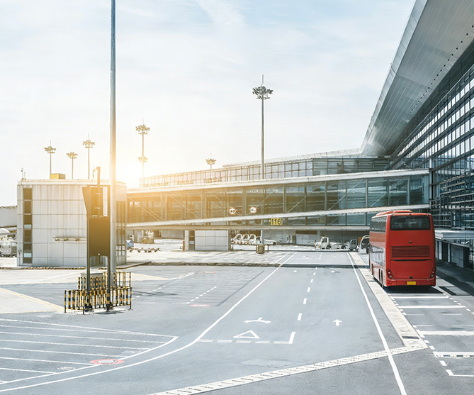 机场 / 高铁接送
