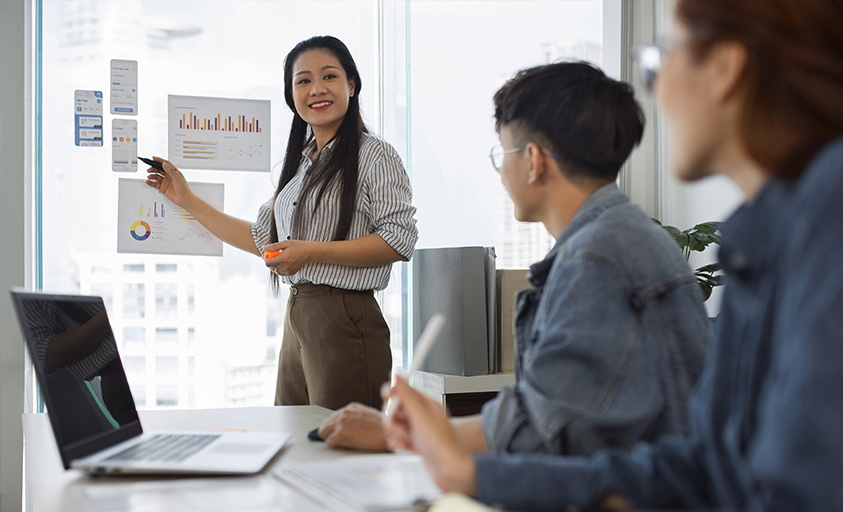 标准化部署与全面培训